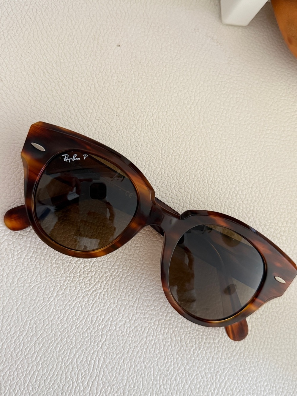 Havana Brown Ray-Ban Roundabout Polarized Sunglasses - Oversized Eyewear Glasses - Picture 9 of 17